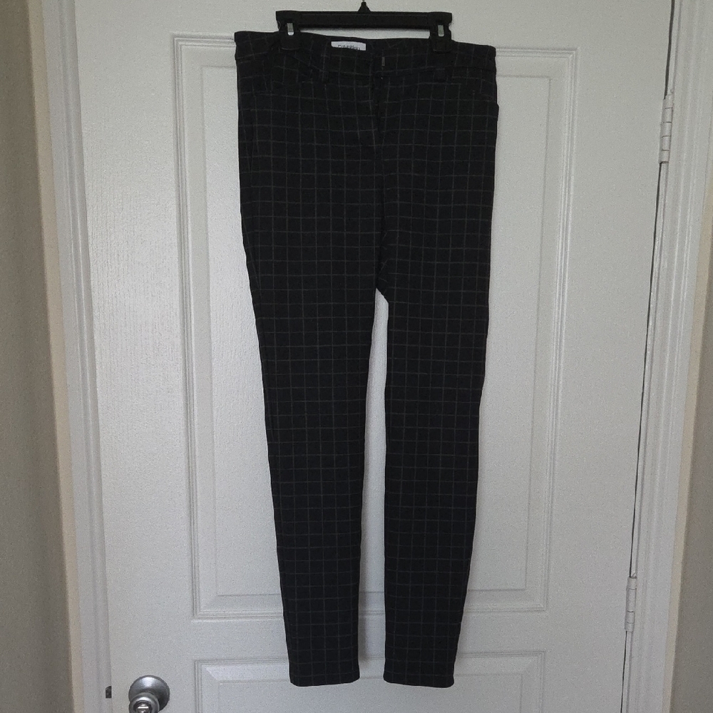 Calvin Klein Black and White Checkered Ankle Pants